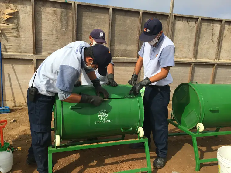 Operación de valorización de residuos leñosos en la planta